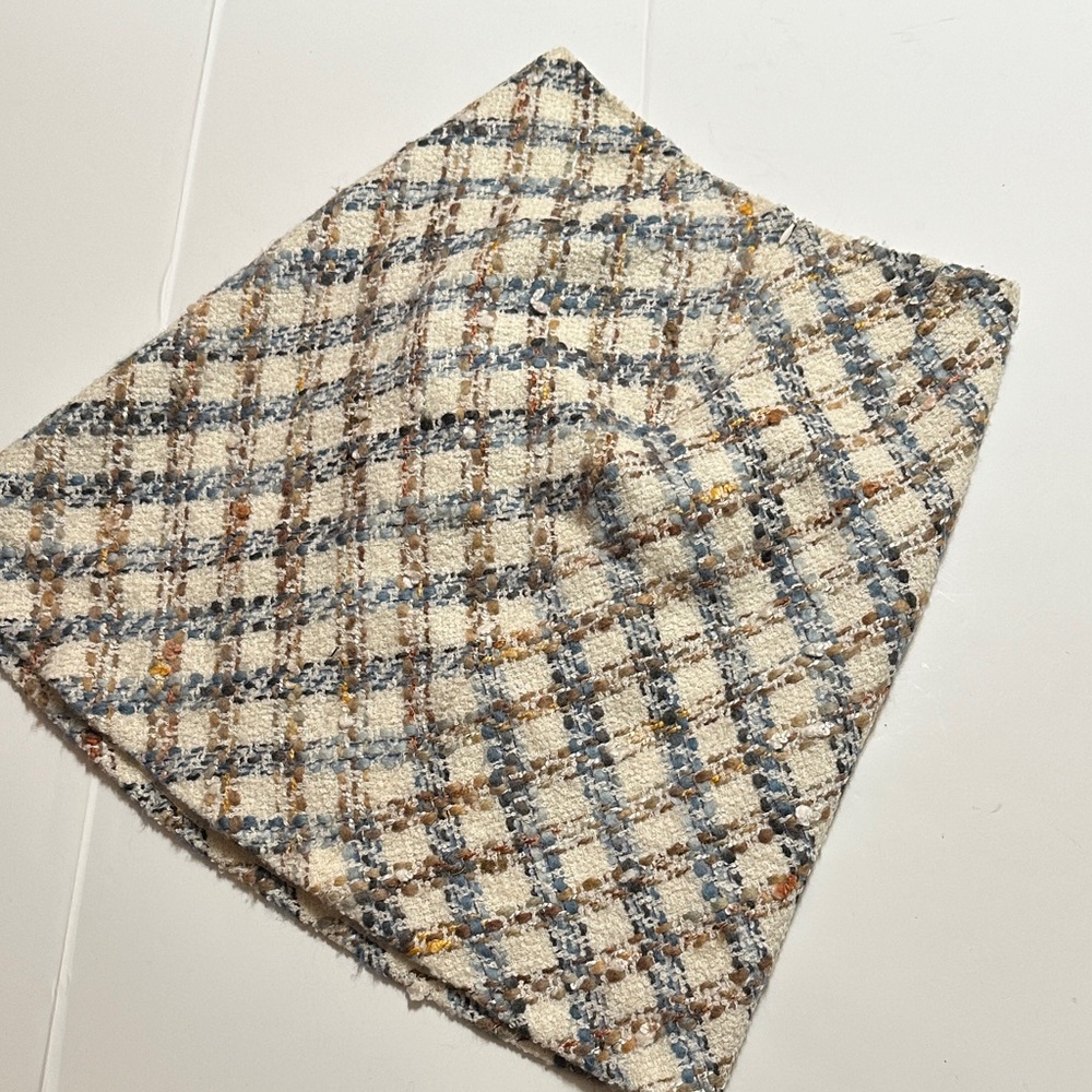 Talbots Tweed Skirt Cream and Blue Plaid 8 Back Zip Closure